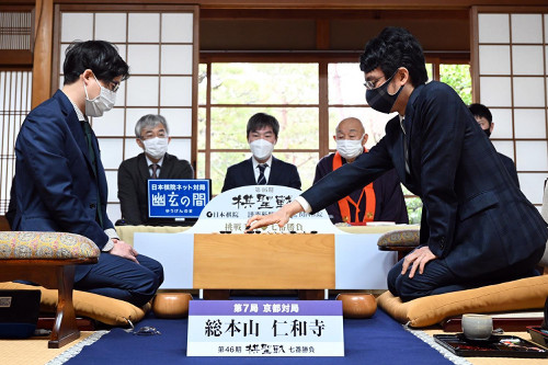 一力遼棋聖対井山裕太王座の棋聖戦七番勝負が年明けに開幕、今からワクワクが止まらない［千春＆明夏の女流棋士ここだけの話］