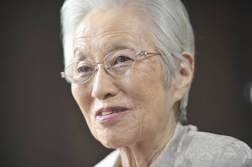 小泉妙さん死去、９９歳…上皇さまご成婚当時の逸話を共著「父　小泉信三」やエッセーで伝える