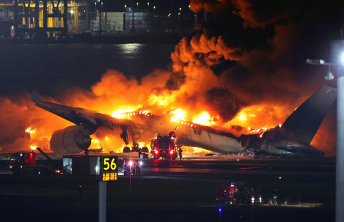 日航機と衝突の海保機、機長らの復唱確認が不完全なまま誤って滑走路進入…操縦室内の音声記録で判明