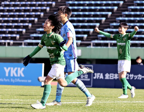 双子がともにゴール、東京ヴェルディが全日本Ｕ―１２で１７年ぶり優勝…弟は得点王