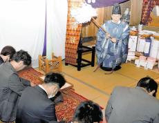 液状化被害の内灘町、黒船神社で２年ぶりに厄払い神事…昨年の本厄も１年遅れで払う