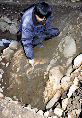 弥生人が火を使い鉱石採掘か、徳島の遺跡の内部数か所にすす付着…専門家「本格的な鉱山経営と推測」