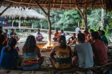 アマゾンの先住民族、SNSとポルノに溺れネット依存に！「若者がネットのせいで怠惰に…」部族に危機感
