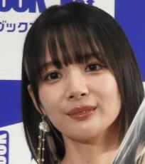 役満ボディ・岡田紗佳の変顔セーラー服姿に「どんな表情でも可愛い」「変顔もス・テ・キ」の声