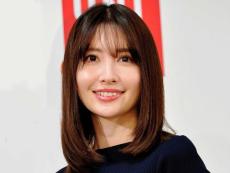 暴行被害の小嶋陽菜、29日のイベントは中止【報告全文】宝島社発表　怪我なしも「万全を期すため」