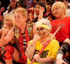 神取忍“ミスター女子プロレス”還暦興行でまさかフォール負け「人生負けてから起き上がるんです」