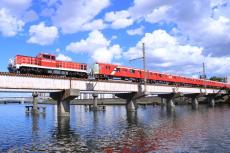 知る人ぞ知る大阪の鉄道撮影スポット！神崎川沿い３選　夕方にはベストショットのチャンスも