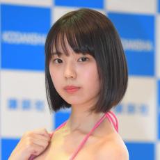 “完売クイーン”菊地姫奈　節目の写真集で初挑戦の「大胆カット」連発！　「大人になった私を見て」