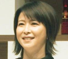 森高千里55歳、ミニスカ健在！今年最初のコンサートに「いつまでも可愛いお姉さん」「変わらず素敵」の声