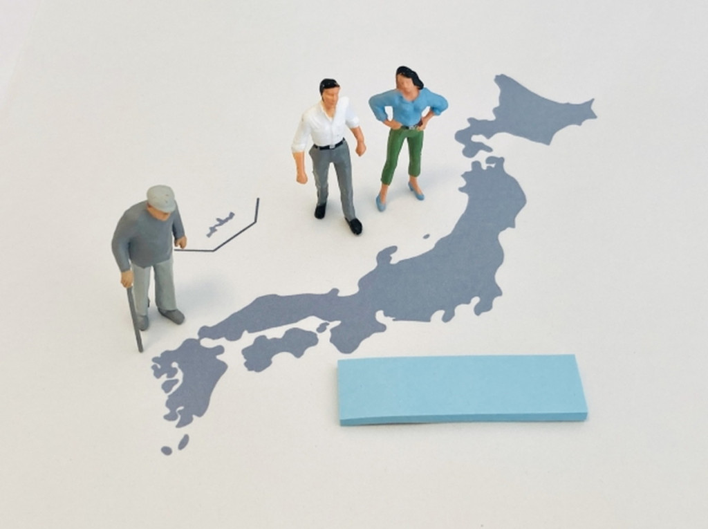 【厚生労働省】50年後に8700万人　日本の高齢者比率は4割に