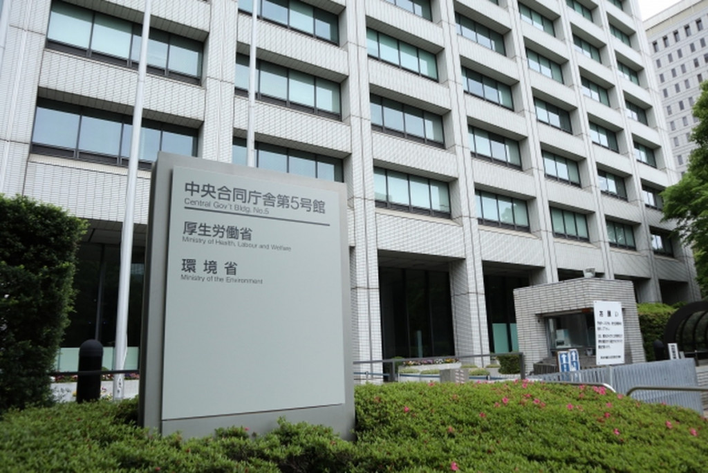 【厚生労働省】「日本版DBS」制度案を公表　性犯罪歴確認、学校に義務付け