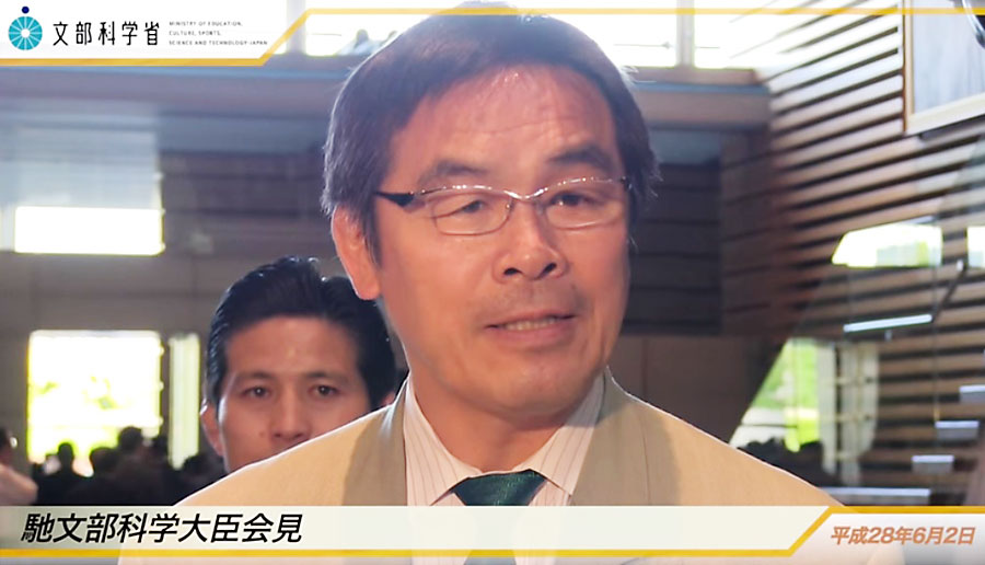 2006年にプロレスラーを引退し、まもなく議員歴21年となる馳浩文科相（文科省撮影の動画から）